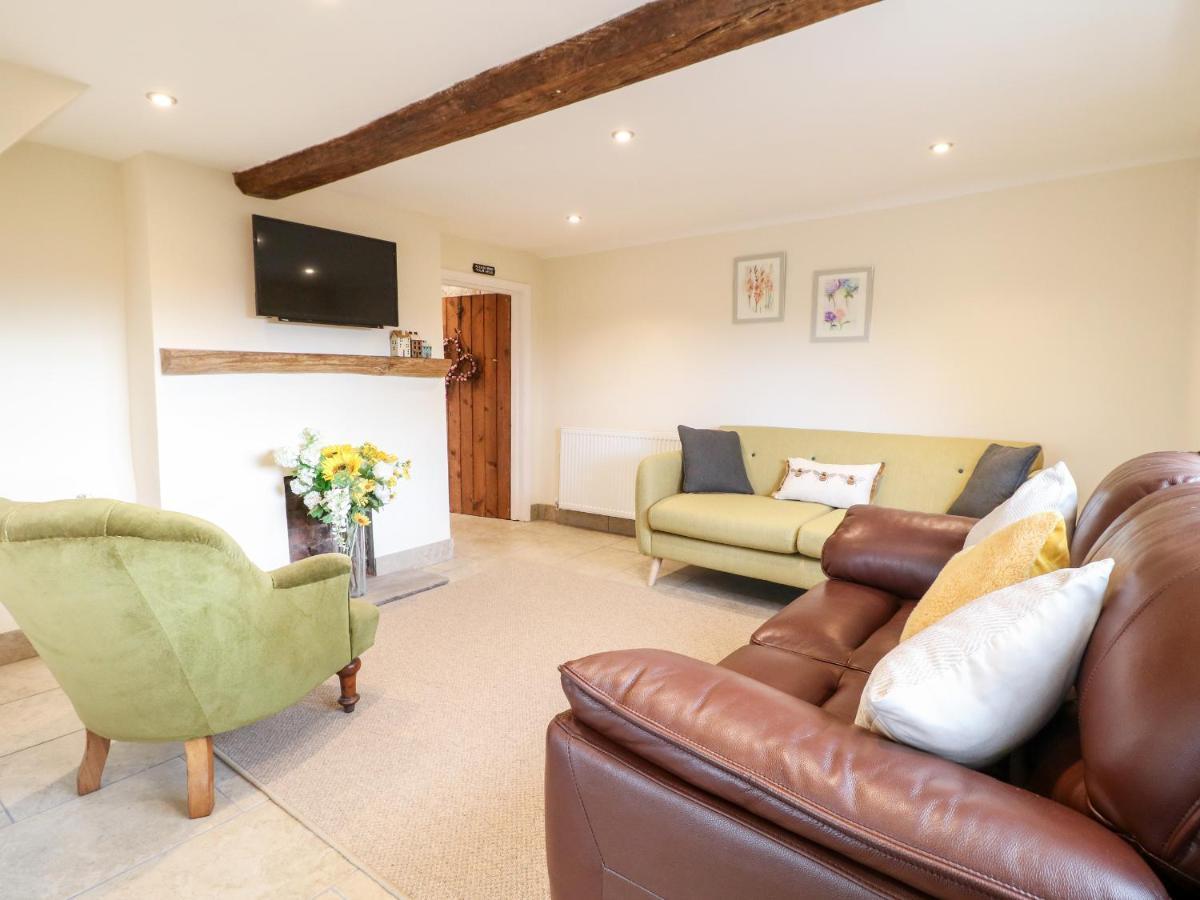 Tolldish Cottage Stafford Exterior photo